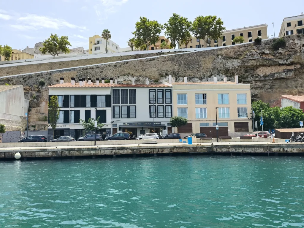 Les maisons du port de Mahón